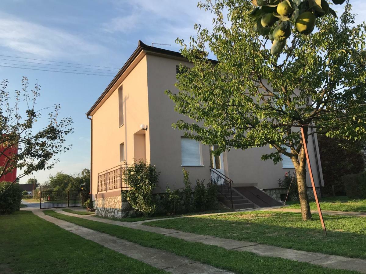 Apartmani Matosevic Ivankovo Luaran gambar